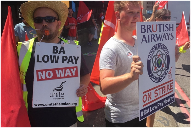 Regulátor varoval British Airways kvůli chaosu okolo zrušených letů