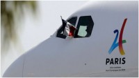 Air France pokřtily před olympiádou nejnovější Airbus A350 „Paris“
